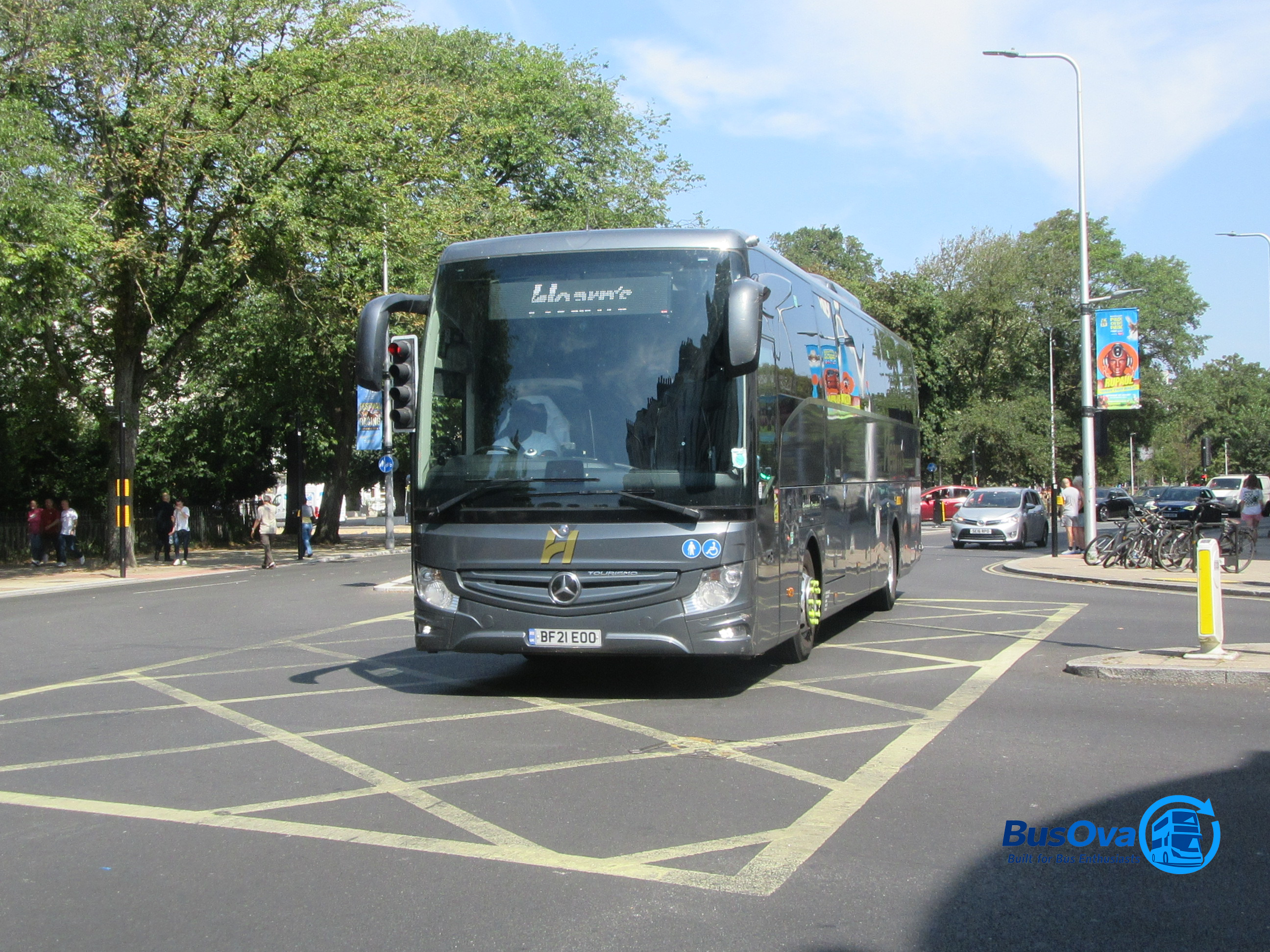 Bus photo 1