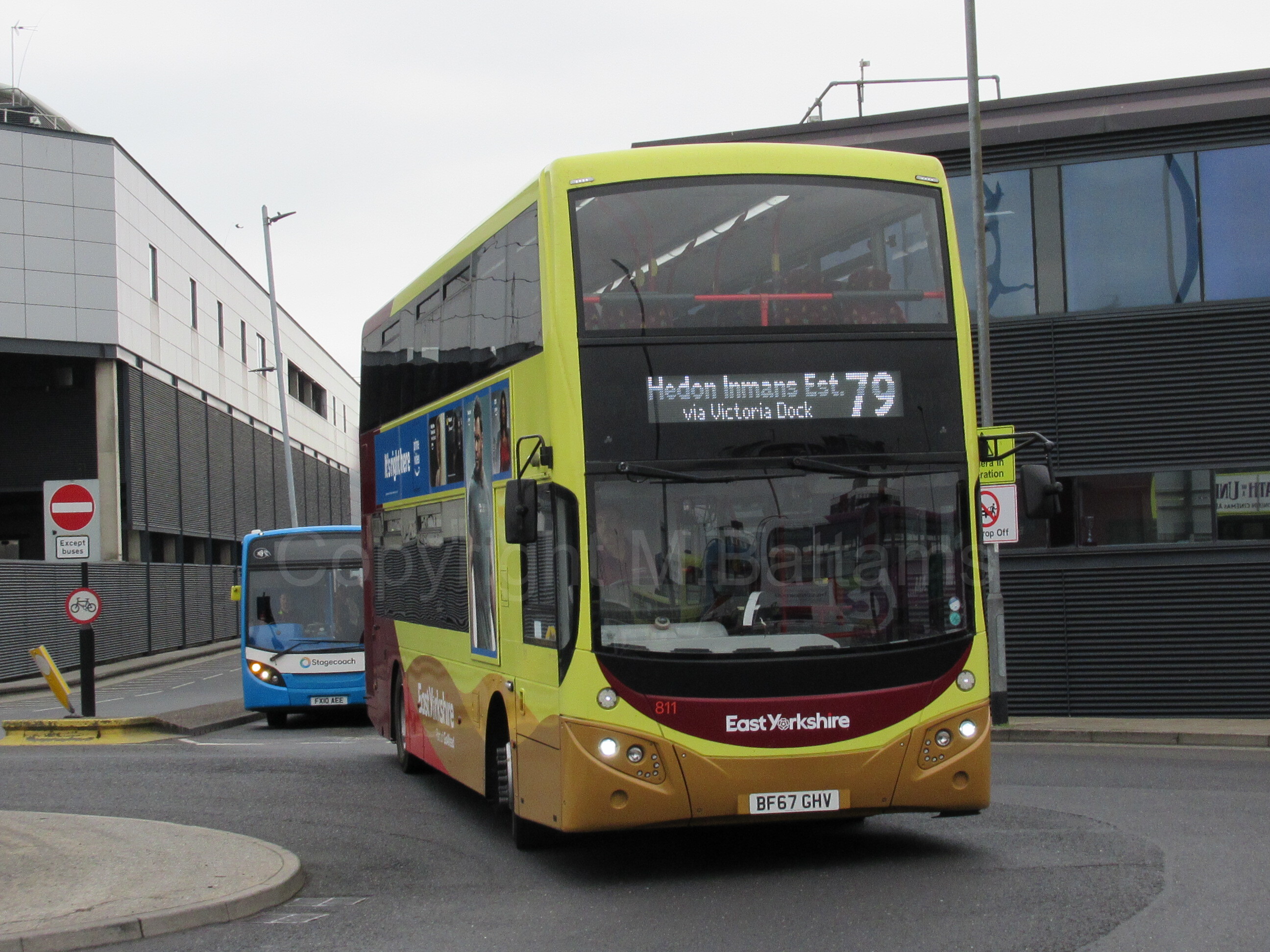 Bus photo 1