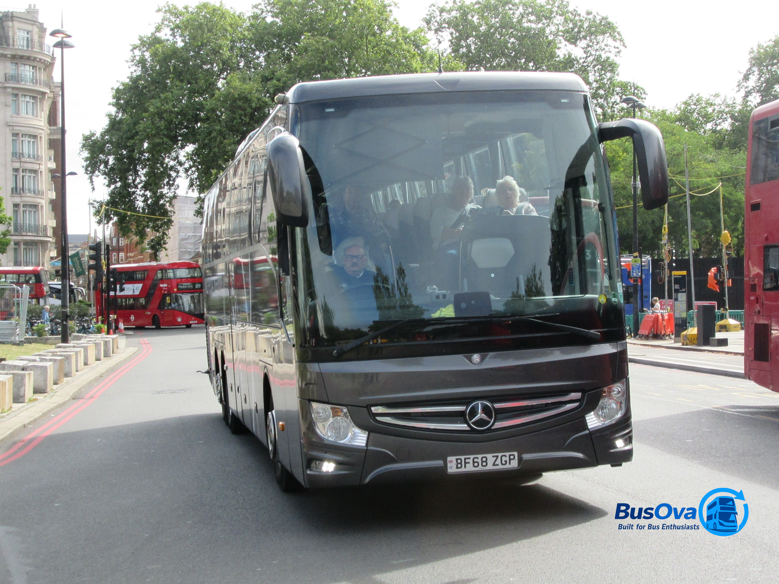 Bus photo 1