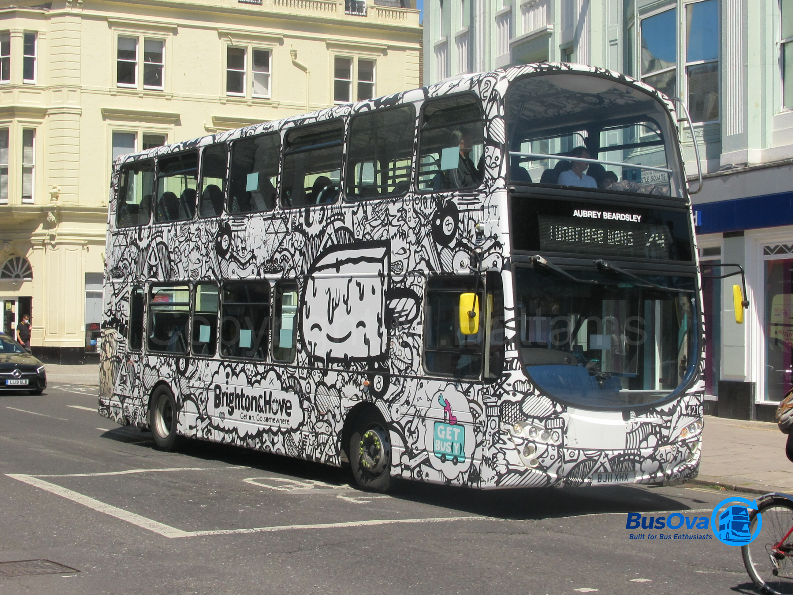 Bus photo 3