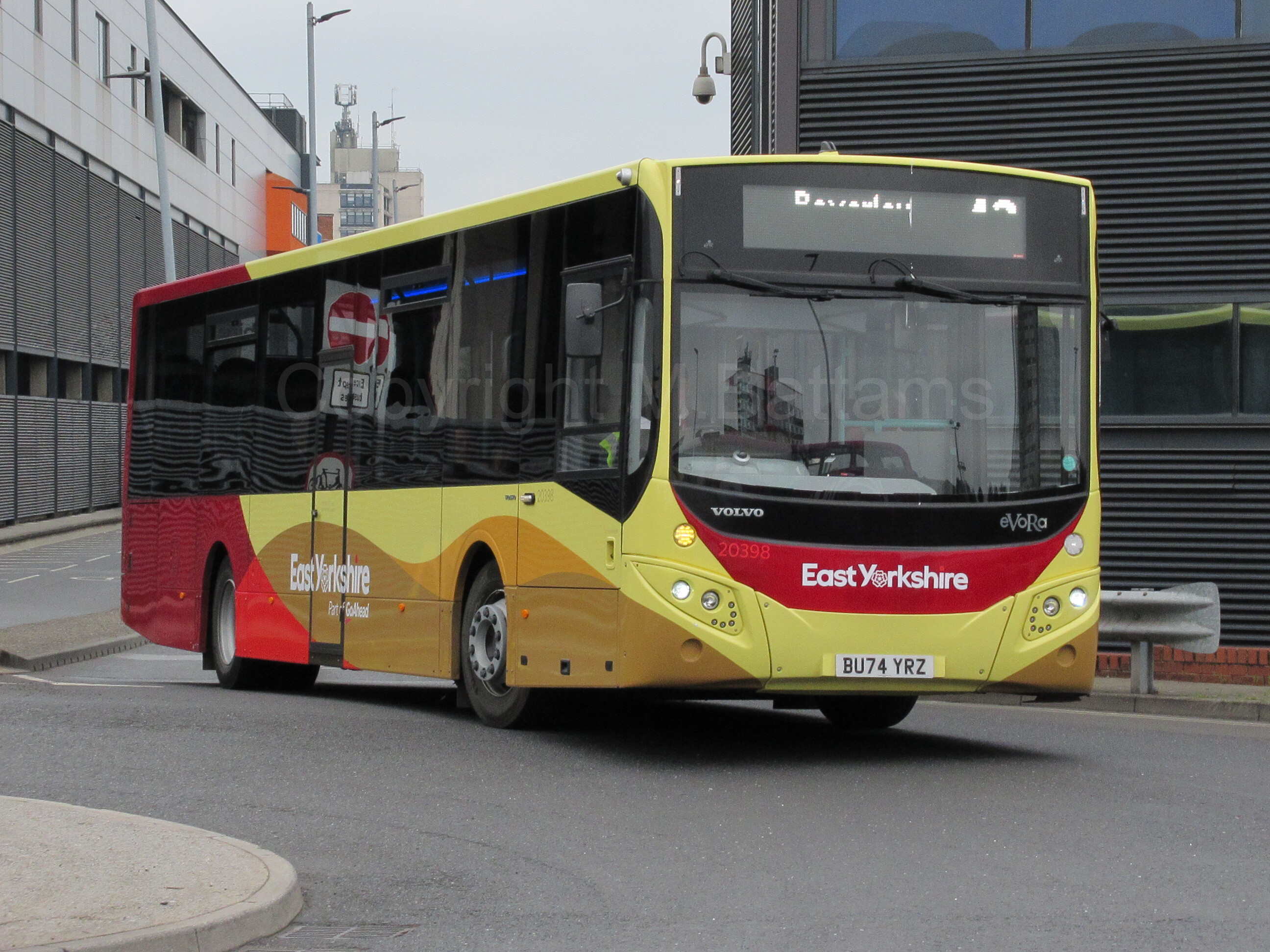 Bus photo 1