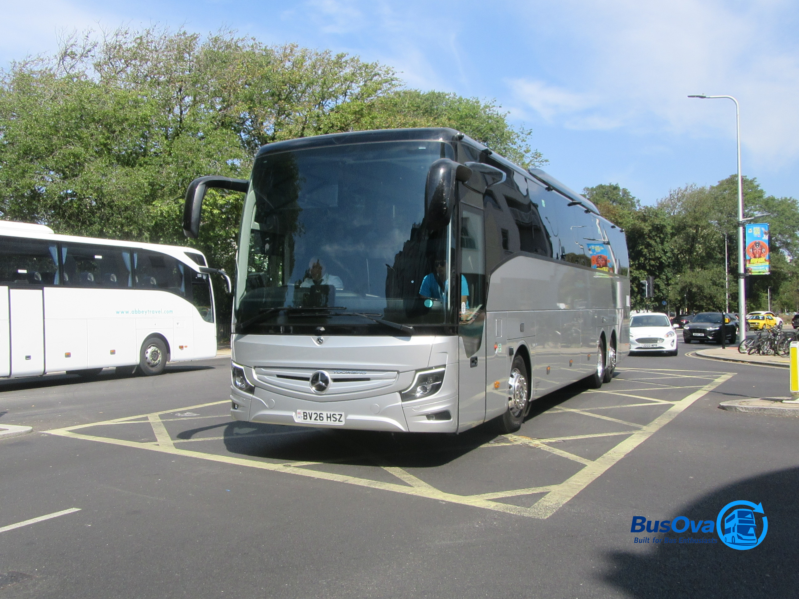 Bus photo 1