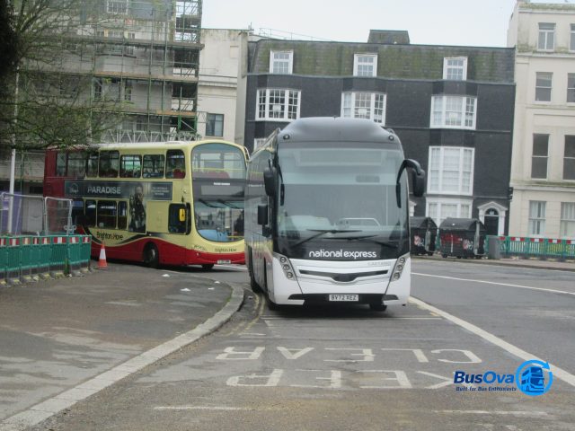 Bus photo 1