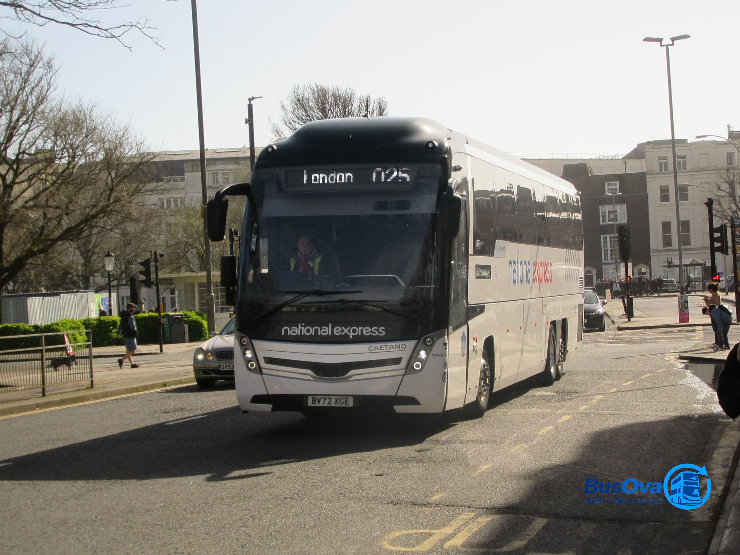 Bus photo 1