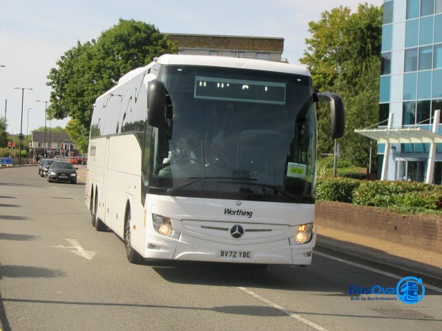 Bus photo 1