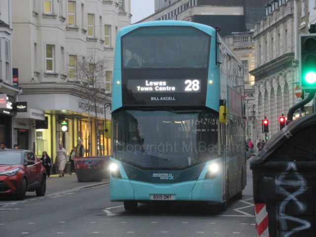 Bus photo 1