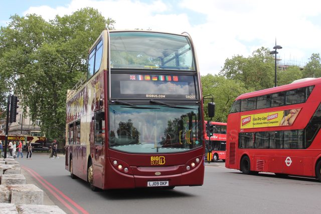 Bus photo 1