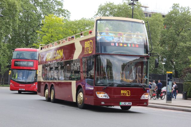 Bus photo 1