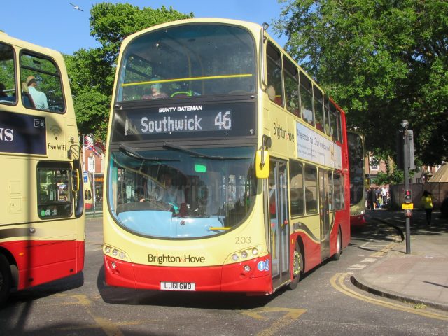 Bus photo 1