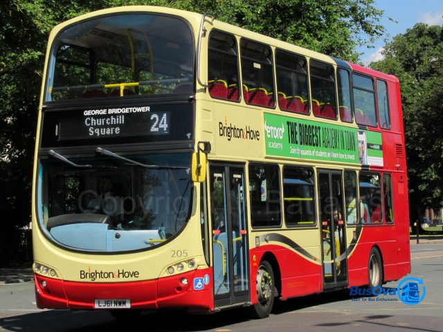 Bus photo 3