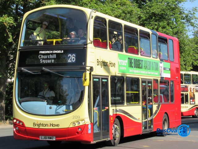Bus photo 1