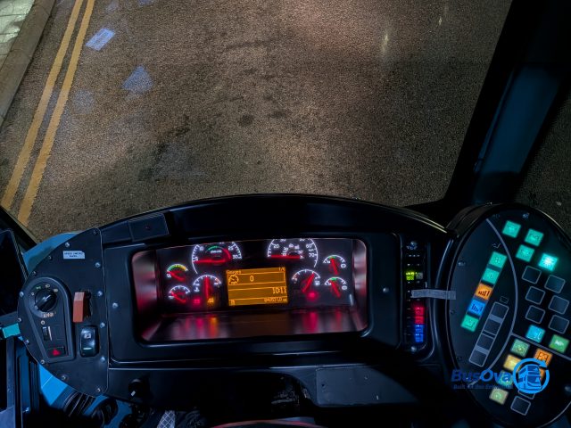 Bus photo 6