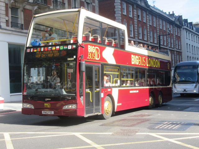 Bus photo 1