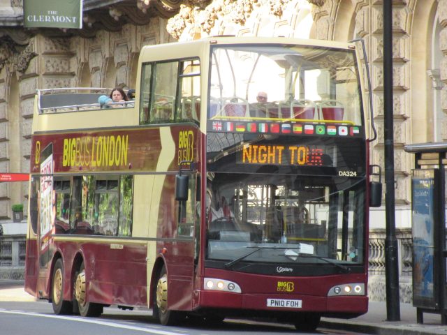 Bus photo 1