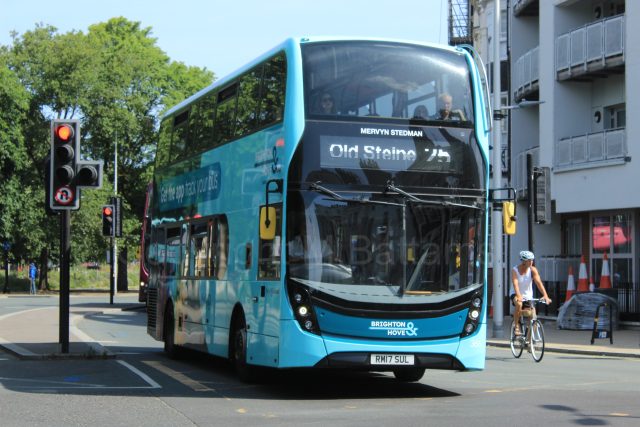 Bus photo 1
