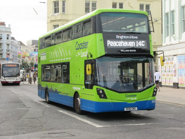 Bus photo 1
