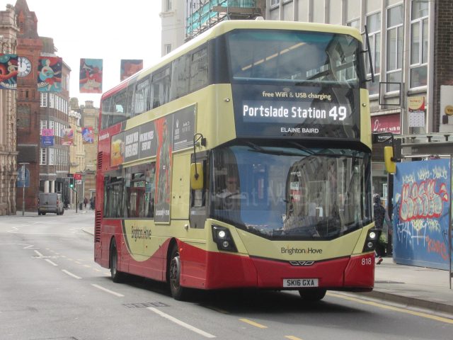 Bus photo 1