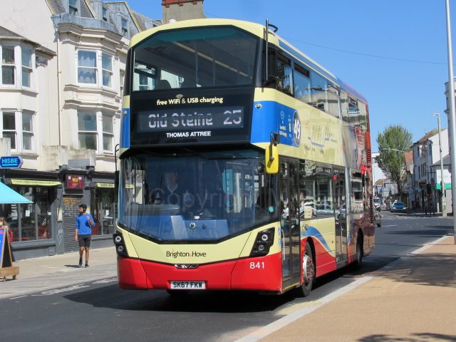 Bus photo 1