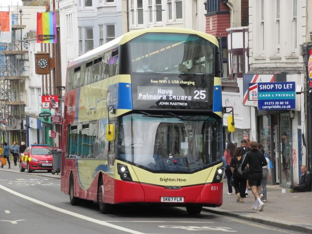 Bus photo 1