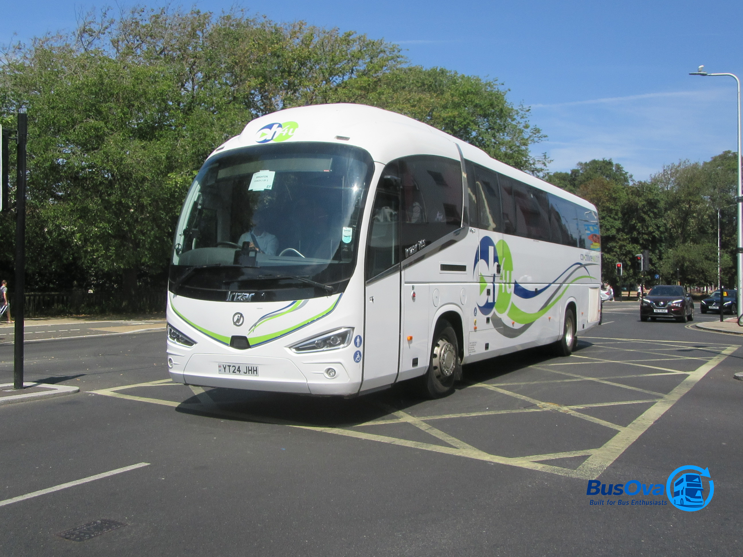 Bus photo 1