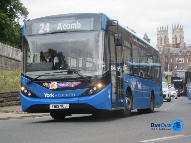 Bus photo 1