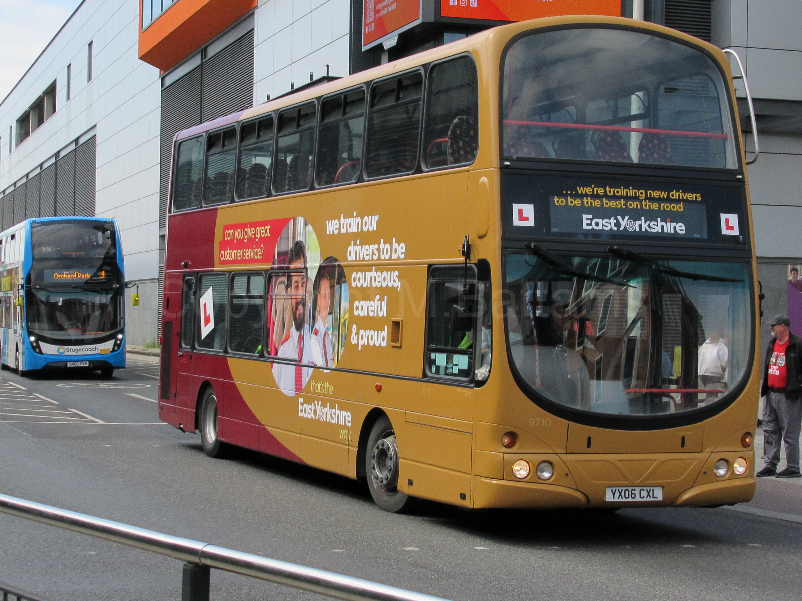 Bus photo 1