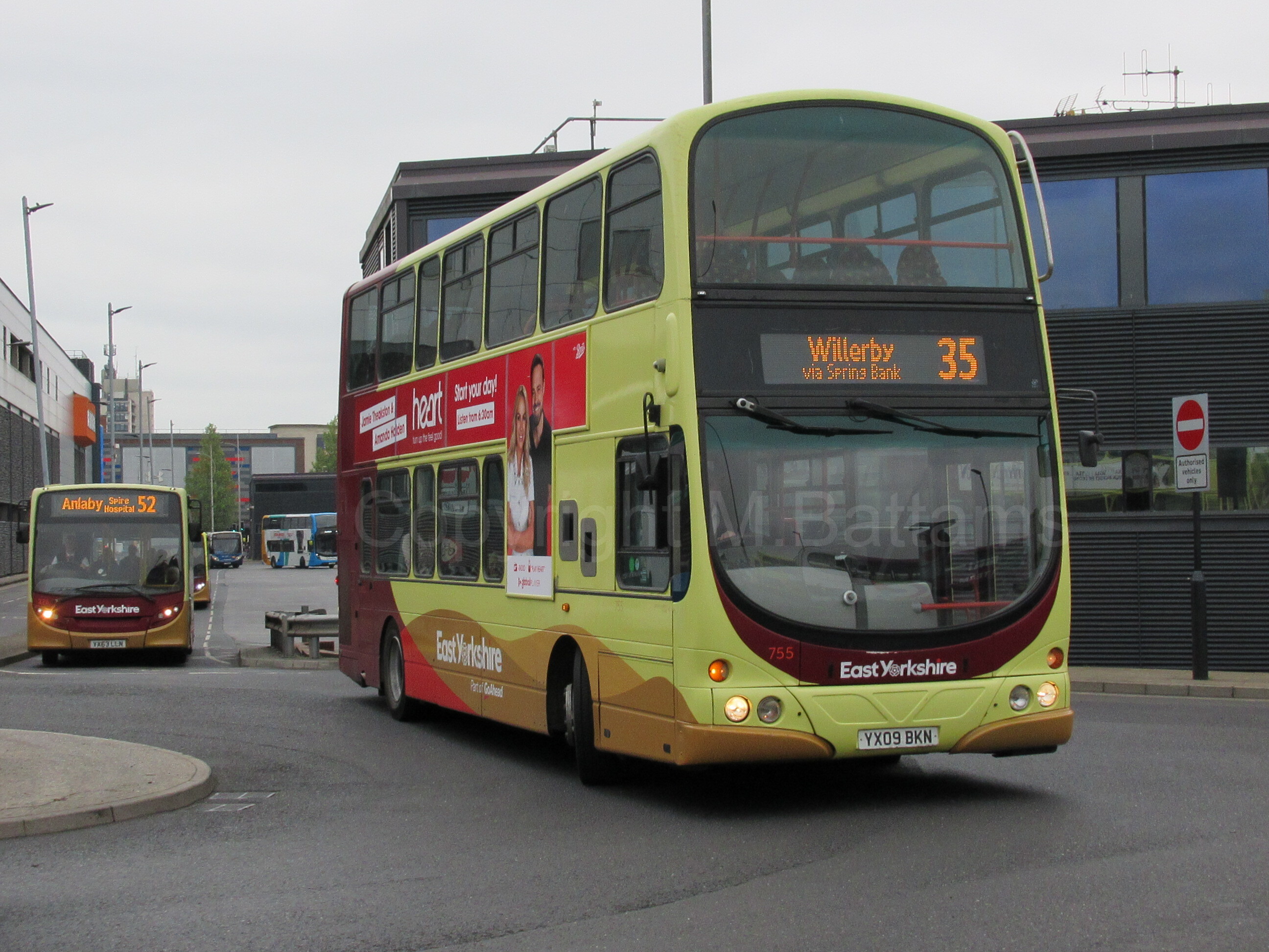 Bus photo 1