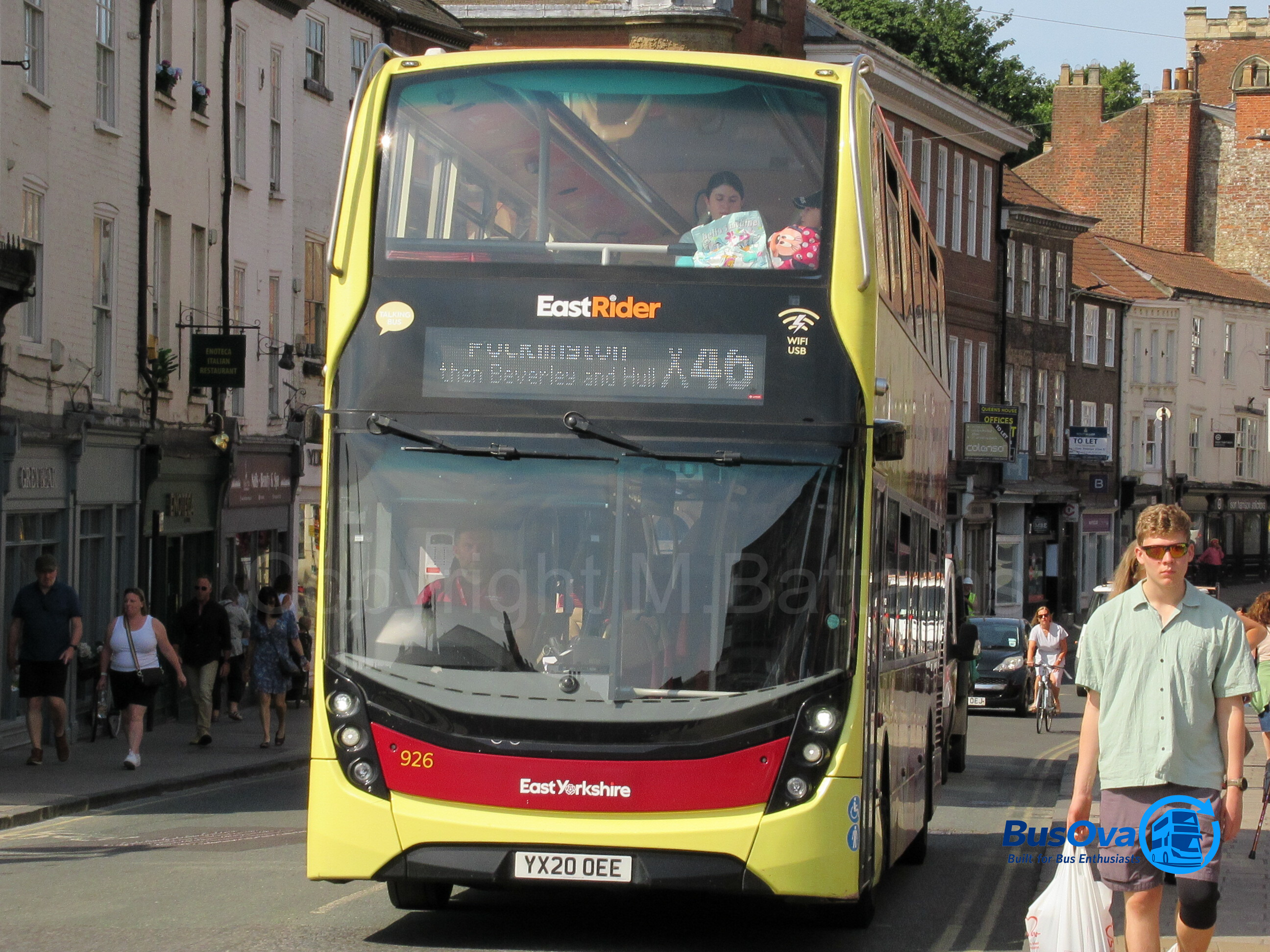 Bus photo 1