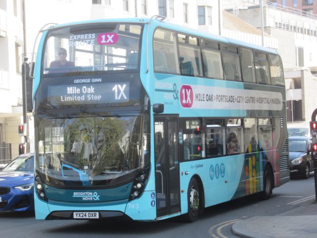 Bus photo 1