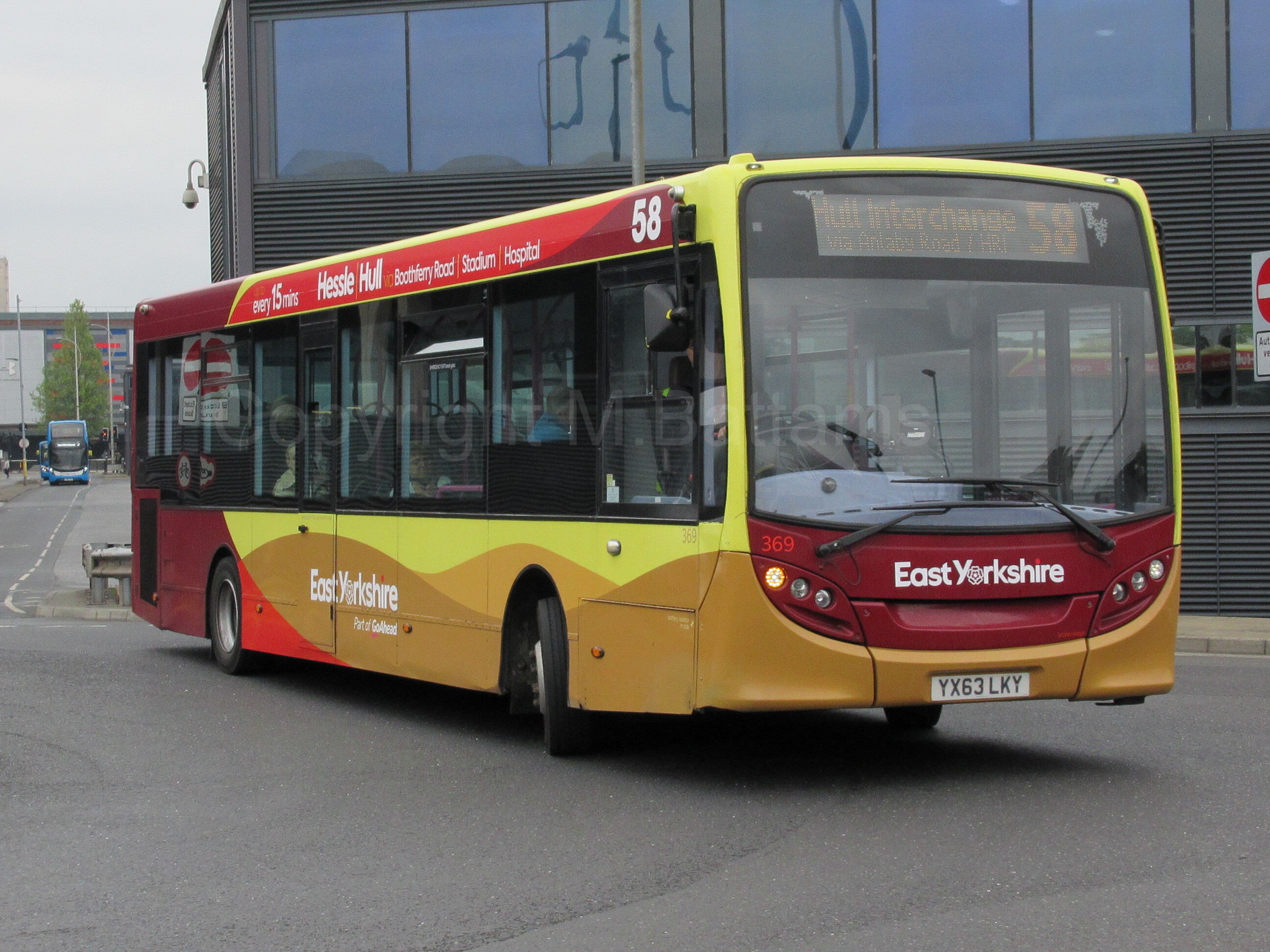 Bus photo 1