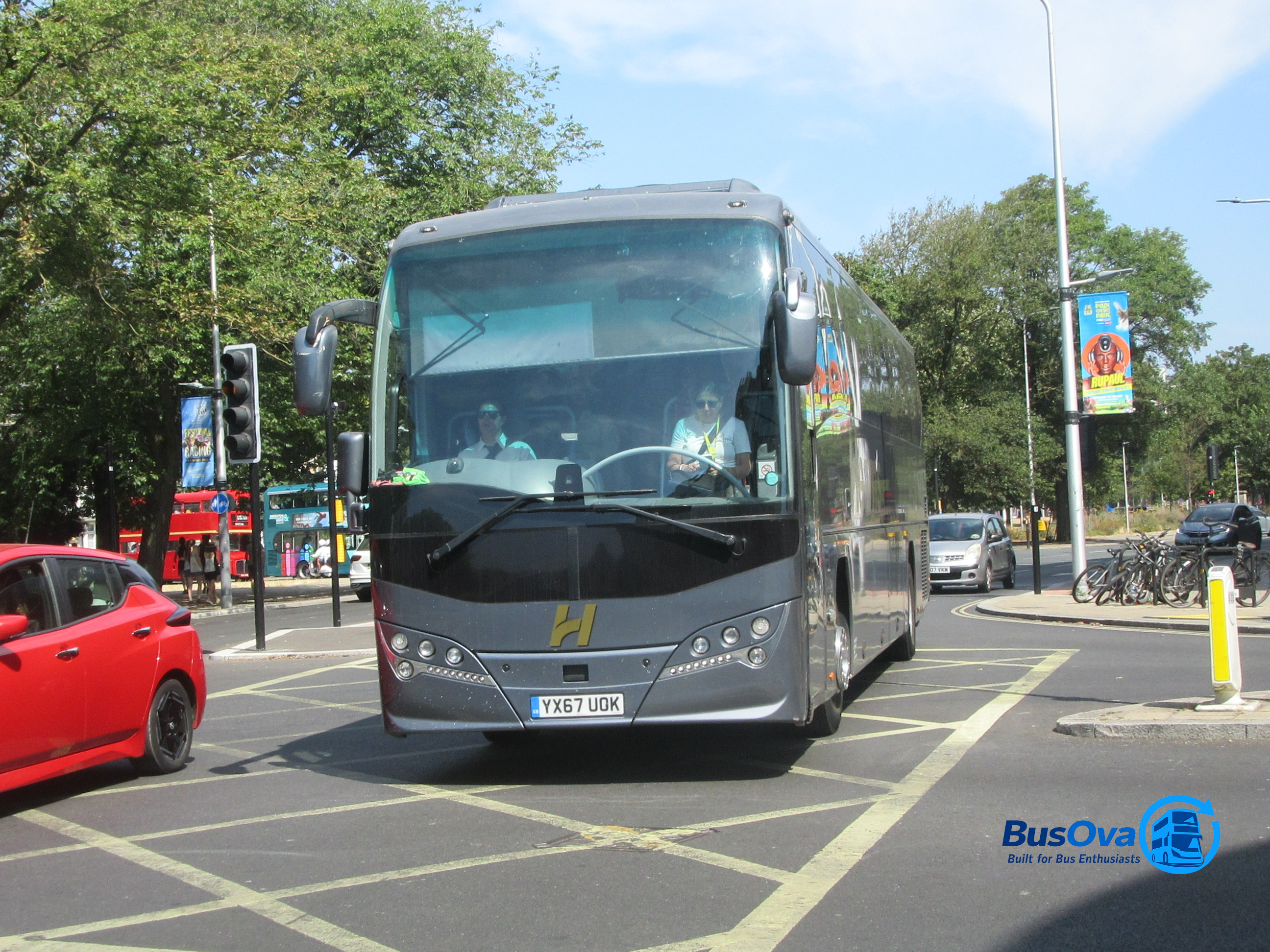 Bus photo 1