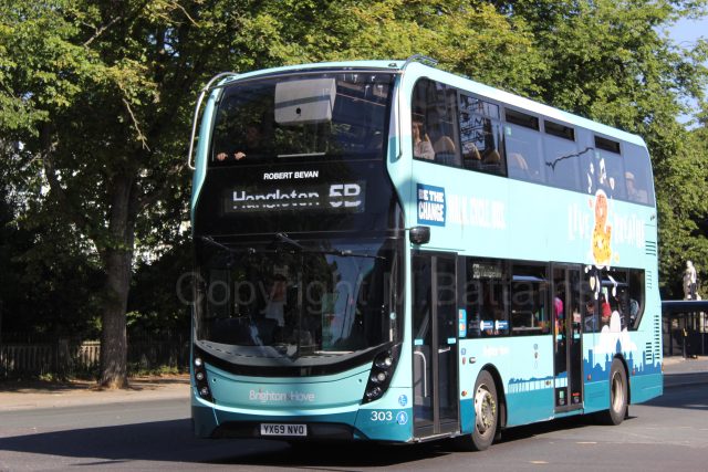 Bus photo 1