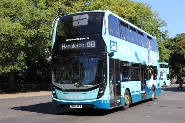Bus photo 1