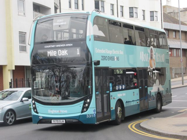 Bus photo 1