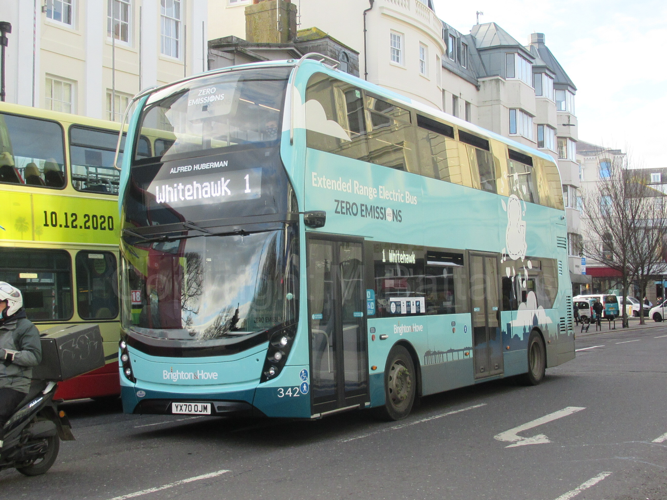YX70 OJM