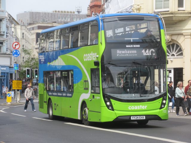 Bus photo 1