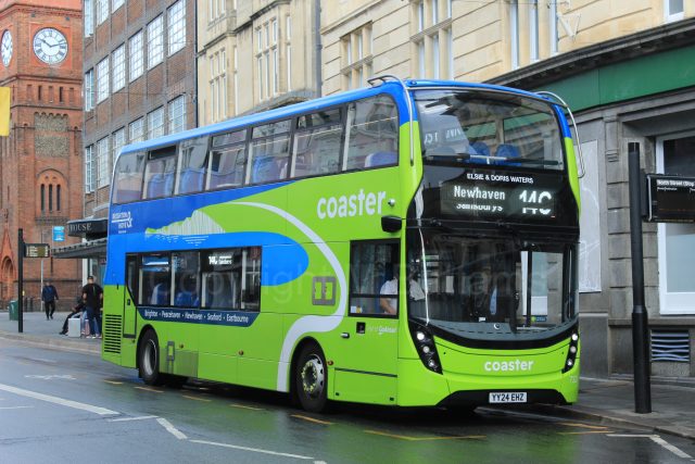Bus photo 1