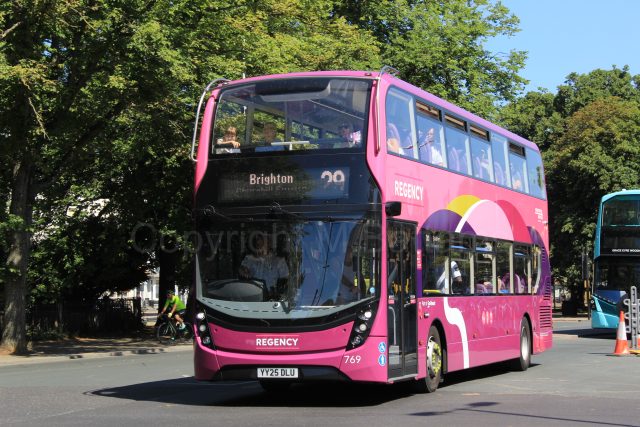 Bus photo 1