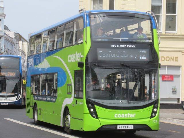 Bus photo 1