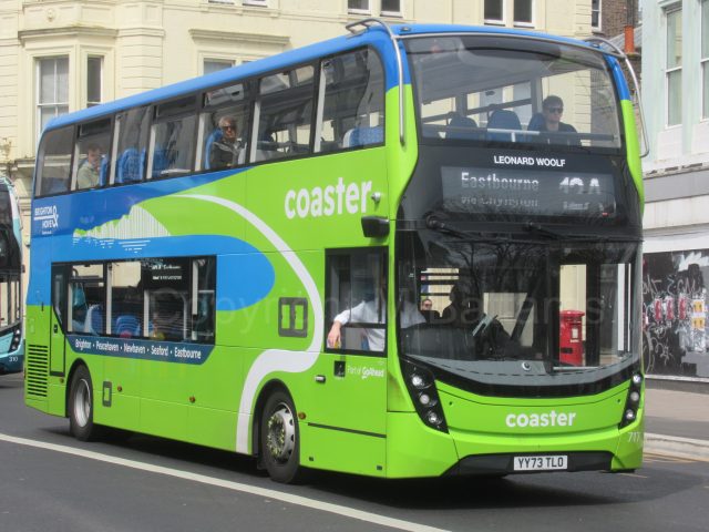 Bus photo 1